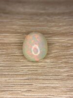 8.95 CT White Ethiopian Opal - Image 4