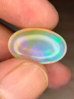 Beautiful 9.23 CT White Ethiopian Opal - Image 5