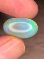 Beautiful 9.23 CT White Ethiopian Opal - Image 9