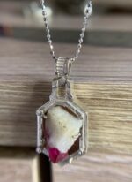40.7 ct A rare Afghan ruby specimen preserved in silver - Image 4