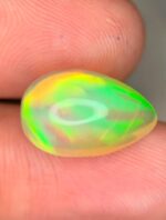 Beautiful 6.08 CT white Opal from Ethiopia - Image 12