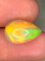 Beautiful 6.08 CT white Opal from Ethiopia - Image 13