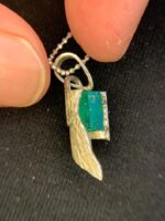 Luxury 17.15 Carat Natural Swat Emerald Crystal Pendant in Sterling Silver - Image 5