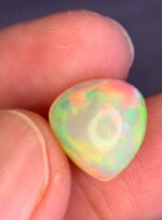 High Fire 6.31 CT white Opal from Ethiopia - Image 6