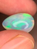 5.32 CT White Ethiopian Opal A Refined Gemstone - Image 8