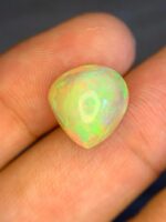 High Fire 6.31 CT white Opal from Ethiopia - Image 10