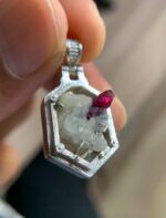 47.28 ct Luxury Ruby Specimen Pendant Preserved in Silver - Image 5