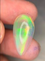 Beautiful 7.10 CT white Opal from Ethiopia - Image 10