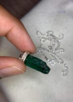 Luxury 31.15 Carat Natural Swat Emerald Crystal Pendant in Sterling Silver - Image 4