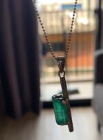 Luxury 22.28 Carat Natural Swat Emerald Crystal Pendant in Sterling Silver - Image 4