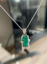 33.84 ct Luxury Emerald Pendant Preserved In Silver - Image 2