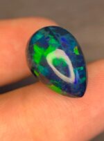 Awesome 8.87 CT Black Ethiopian Opal - Image 8