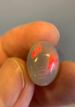 Beautiful 5.88 CT white Opal from Ethiopia - Image 3