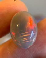 Beautiful 5.88 CT white Opal from Ethiopia - Image 4