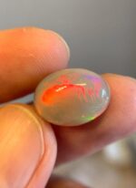 Beautiful 5.88 CT white Opal from Ethiopia - Image 8