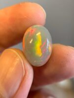 Beautiful 5.88 CT white Opal from Ethiopia - Image 9