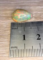 Hot Fire 5.46 CT white Opal from Ethiopia - Image 2