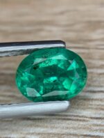 1.40 ct Natural Zambian Emerald – Elegant Green Beauty & Lovely Brilliance - Image 10