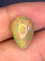 Hot Fire 5.46 CT white Opal from Ethiopia - Image 11