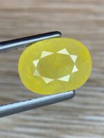 4.39 Carat Yellow Sapphire – Classic Oval Beauty with Timeless Appeal - Image 9