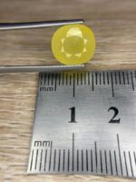 5.42 Carat Yellow Sapphire – Elegant Oval Faceted Gemstone - Image 2