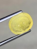 4.54 Carat Yellow Sapphire – Oval Faceted Gemstone - Image 3