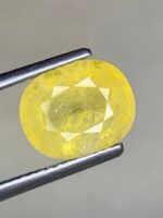 4.54 Carat Yellow Sapphire – Oval Faceted Gemstone - Image 8
