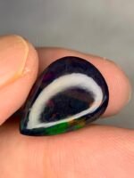 Beautiful 8.97 CT Black Ethiopian Opal - Image 6