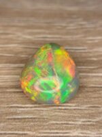 Beautiful 5.98 CT White Ethiopian Opal - Image 3