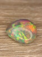 Beautiful 5.98 CT White Ethiopian Opal - Image 4
