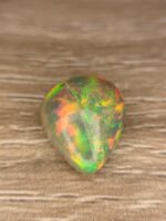 Beautiful 5.98 CT White Ethiopian Opal - Image 5