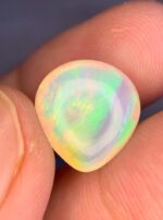 5.08 CT white Opal from Ethiopia - Image 4
