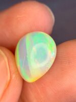 5.08 CT white Opal from Ethiopia - Image 6