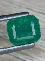 1.84 ct Emerald from Zambia Green Gemstone - Image 3
