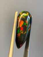 Beautiful 6.08 CT Black Ethiopian Opal - Image 4