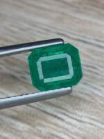 1.84 ct Emerald from Zambia Green Gemstone - Image 4